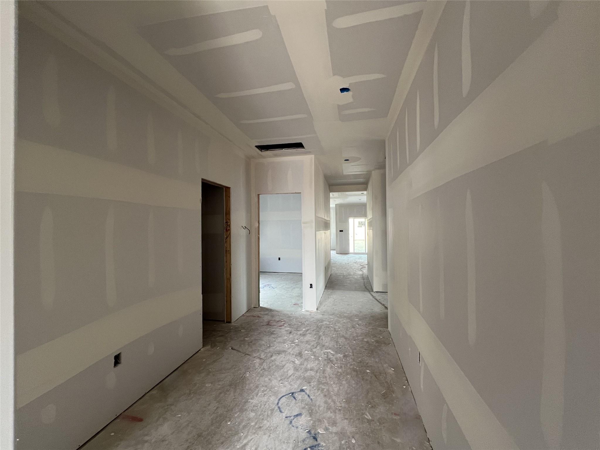 317 Willow Heights DR