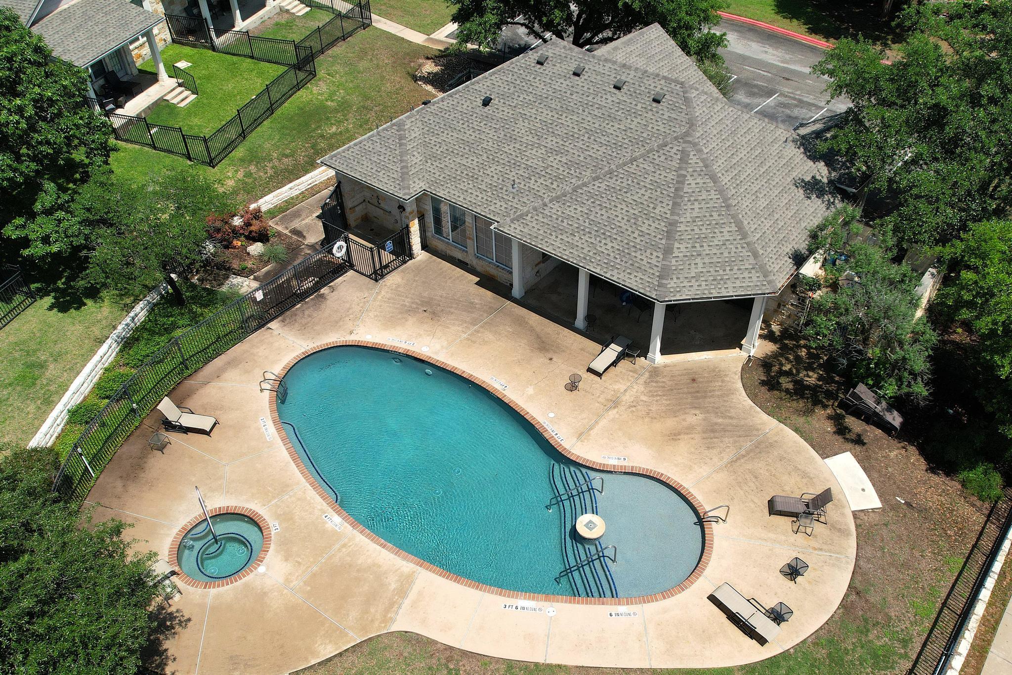 1900 Scofield Ridge PKWY 5001