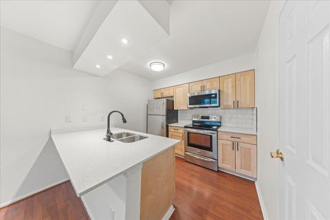 Photo of 6910 Hart LN #110, Austin, TX 78731 (MLS # 3302728) Photo of 6910 Hart LN #110, Austin, TX 78731 (MLS # 3302728)