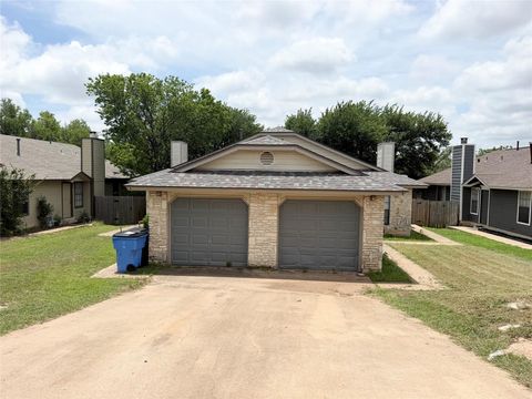 Photo of 1915 Margalene WAY #B, Austin, TX 78728 (MLS # 5648180)