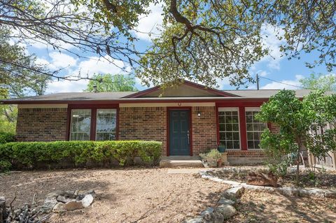 Photo of 8202 Longview RD, Austin, TX 78745 (MLS # 3246225)