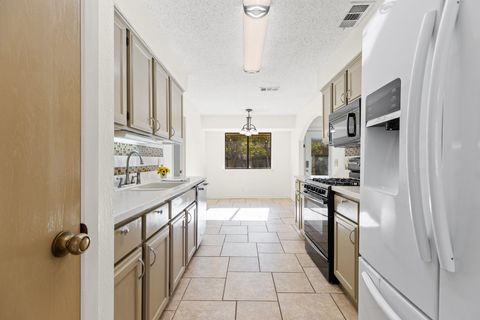 Tiny photo for 2605 Edenwood DR, Austin, TX 78745 (MLS # 1523773)