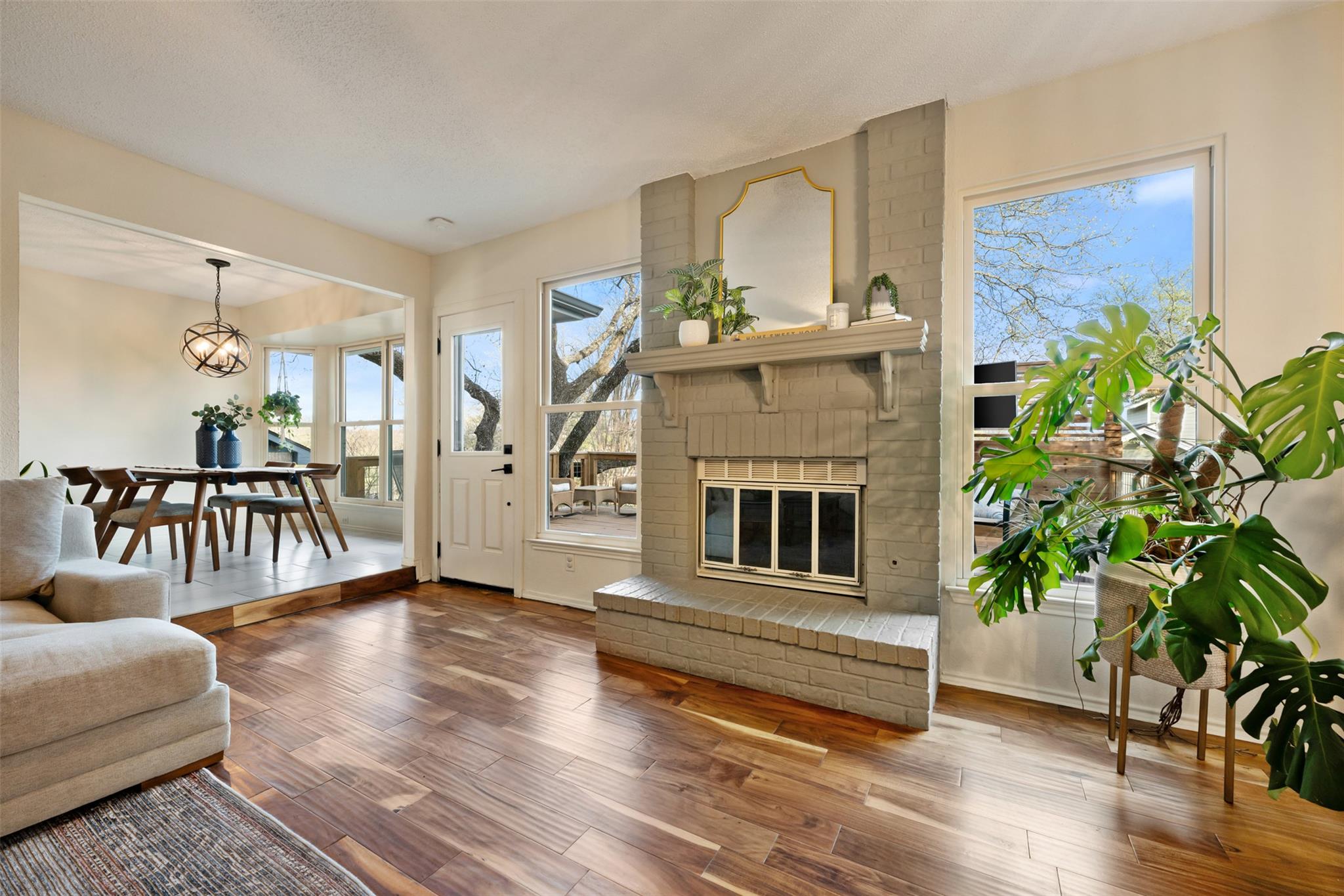 11105 Sierra Montana