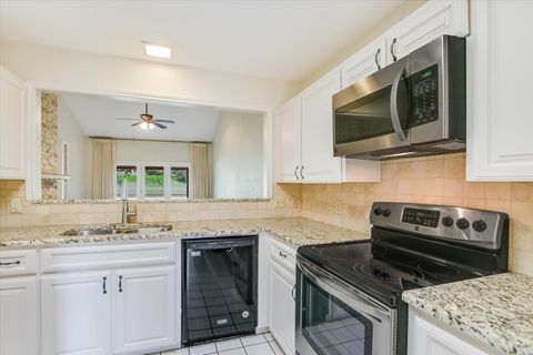 Tiny photo for 4615 Pinehurst DR S #D, Austin, TX 78747 (MLS # 9666633)
