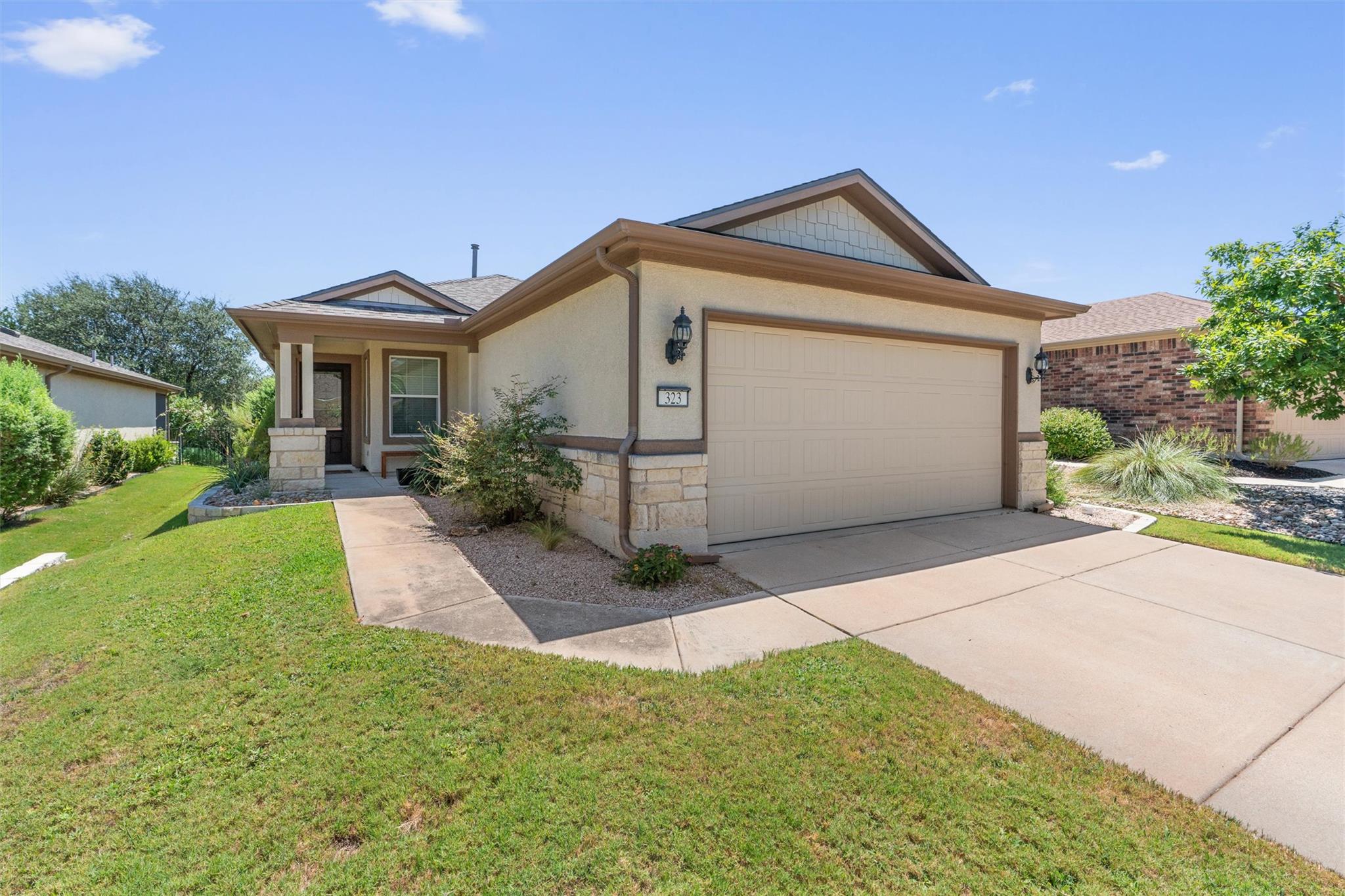 323 Salado Creek LN