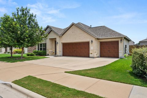 1211 Knowles DR Hutto TX 78634