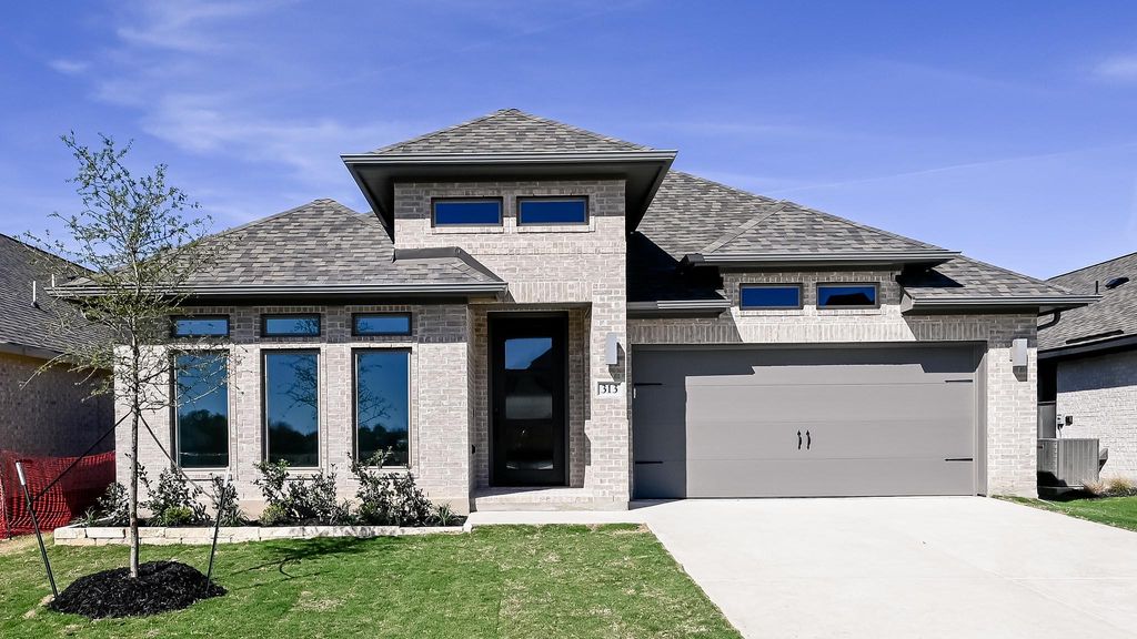 Photo of 313 Foxfire CV, Lockhart, TX 78644 (MLS # 2751709)