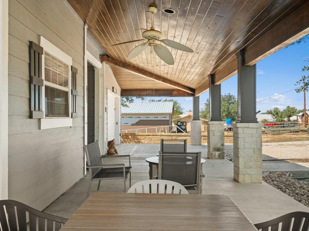 811 County Road 130 RD