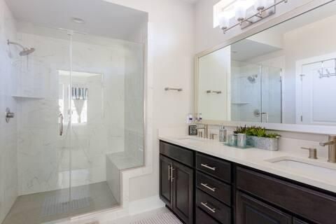 Tiny photo for 807 E 16th ST #A, Austin, TX 78702 (MLS # 2481587)