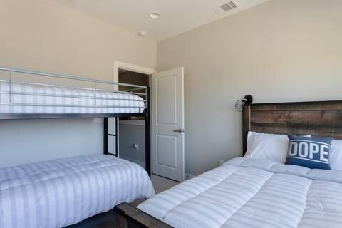 Tiny photo for 807 E 16th ST #A, Austin, TX 78702 (MLS # 2481587)