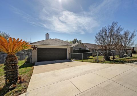 Photo of 740 Clearview CIR, San Marcos, TX 78666 (MLS # 8112001)