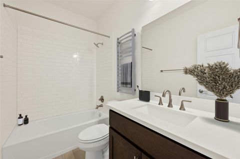 Tiny photo for 601 Gunison DR, Lakeway, TX 78738 (MLS # 8297801)