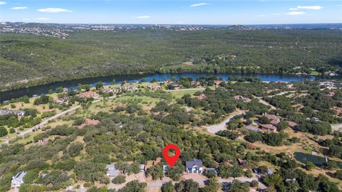 Photo of 1208 W. LAKELAND Dr DR, Austin, TX 78732 (MLS # 5283170)