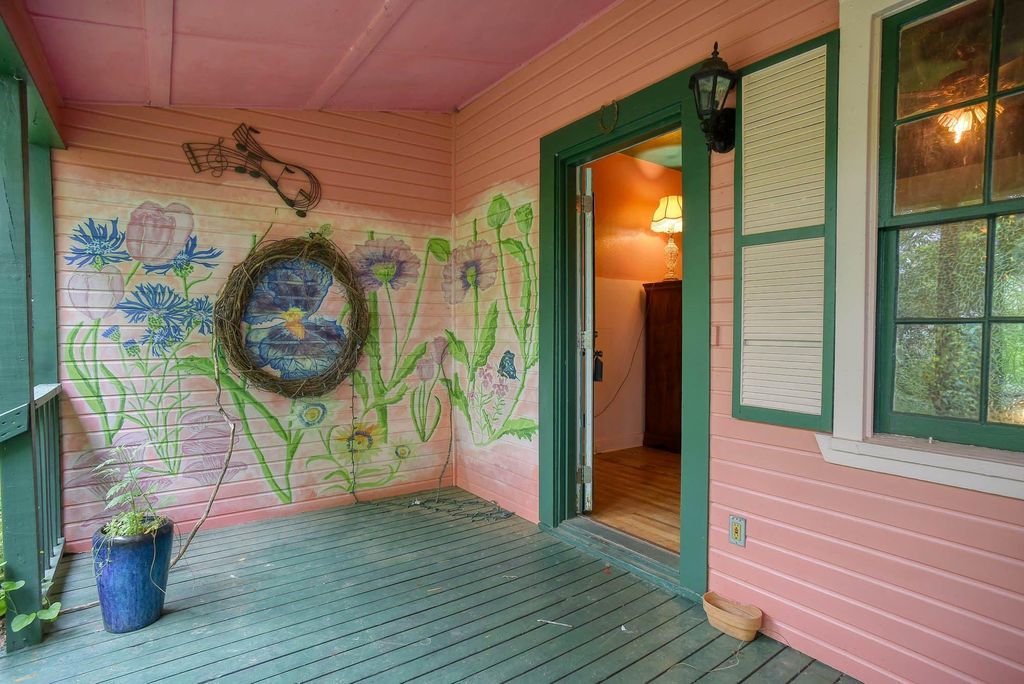 Photo of 1905 Main ST, Bastrop, TX 78602 (MLS # 2270682)