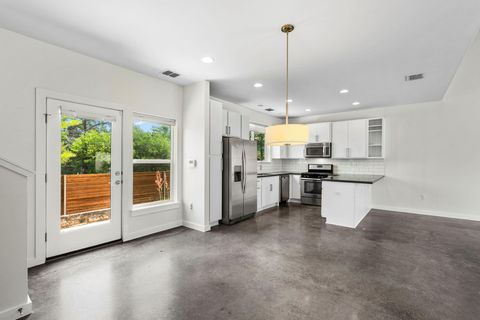 Tiny photo for 301 W Stassney LN #3, Austin, TX 78745 (MLS # 9872548)