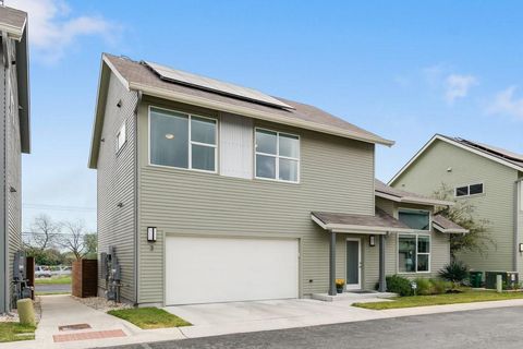 Photo of 301 W Stassney LN #3, Austin, TX 78745 (MLS # 9872548) Photo of 301 W Stassney LN #3, Austin, TX 78745 (MLS # 9872548)