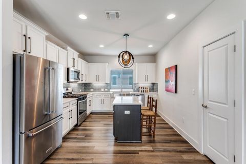 Tiny photo for 7909 Donnelley DR, Austin, TX 78744 (MLS # 8303072)