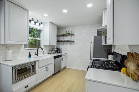 Tiny photo for 10414 Quail Ridge DR, Austin, TX 78758 (MLS # 5089978)