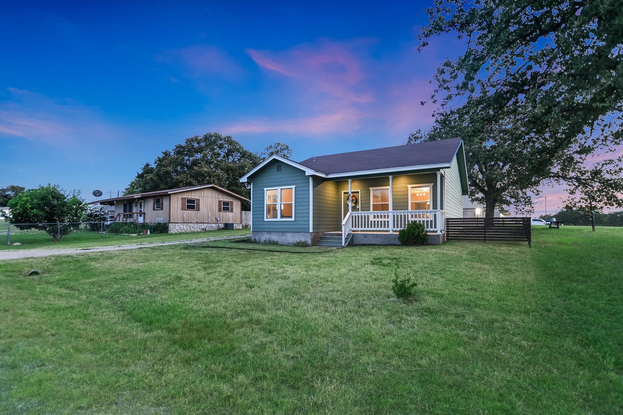 403 Elm DR