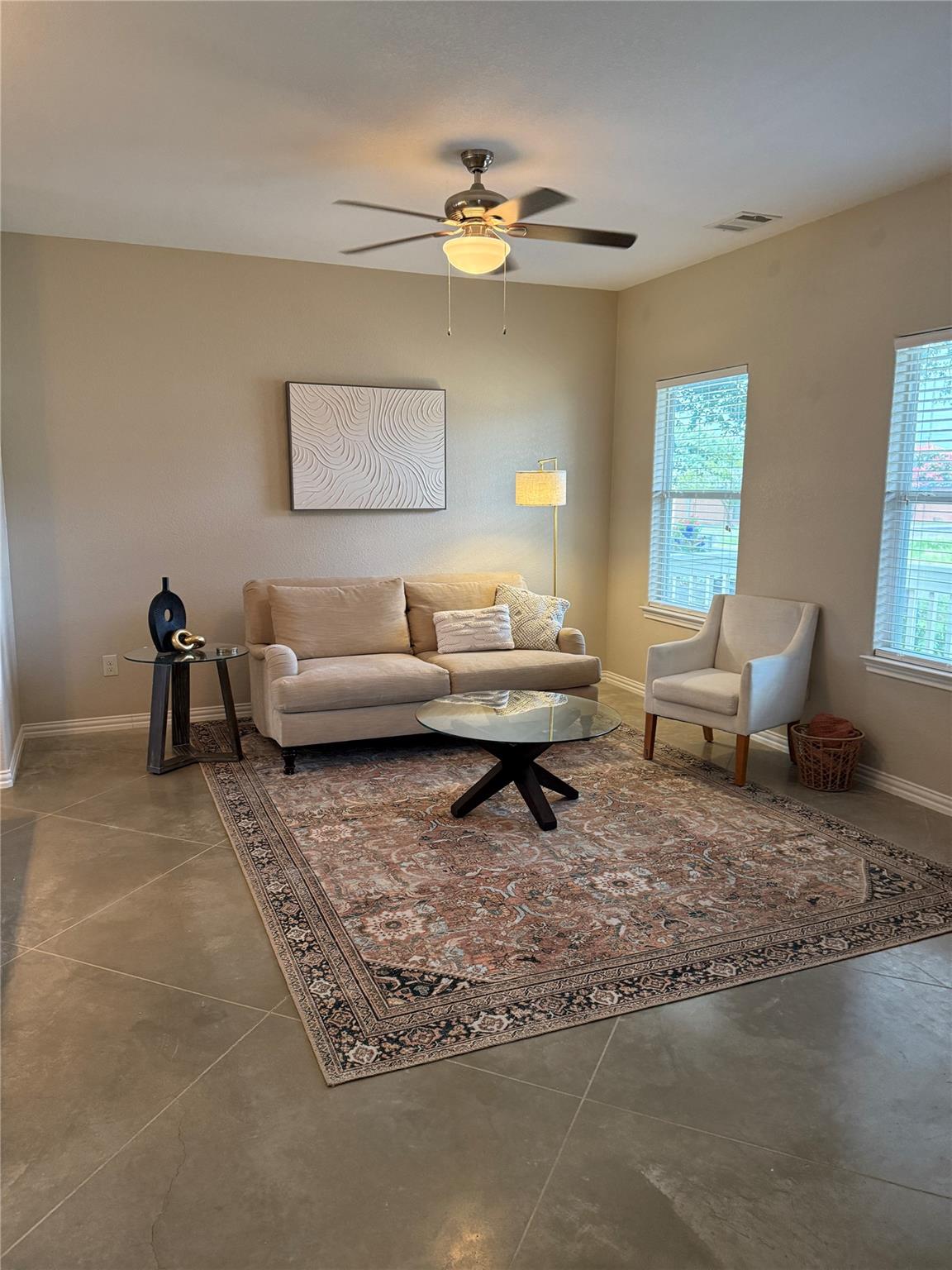 Kingsland, Texas 78639, United States, 2 Bedrooms Bedrooms, ,2 BathroomsBathrooms,Residential,Active,187738