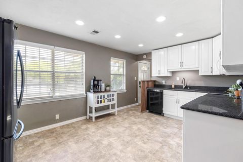 Tiny photo for 11004 Elm ST, Jonestown, TX 78645 (MLS # 8885429)