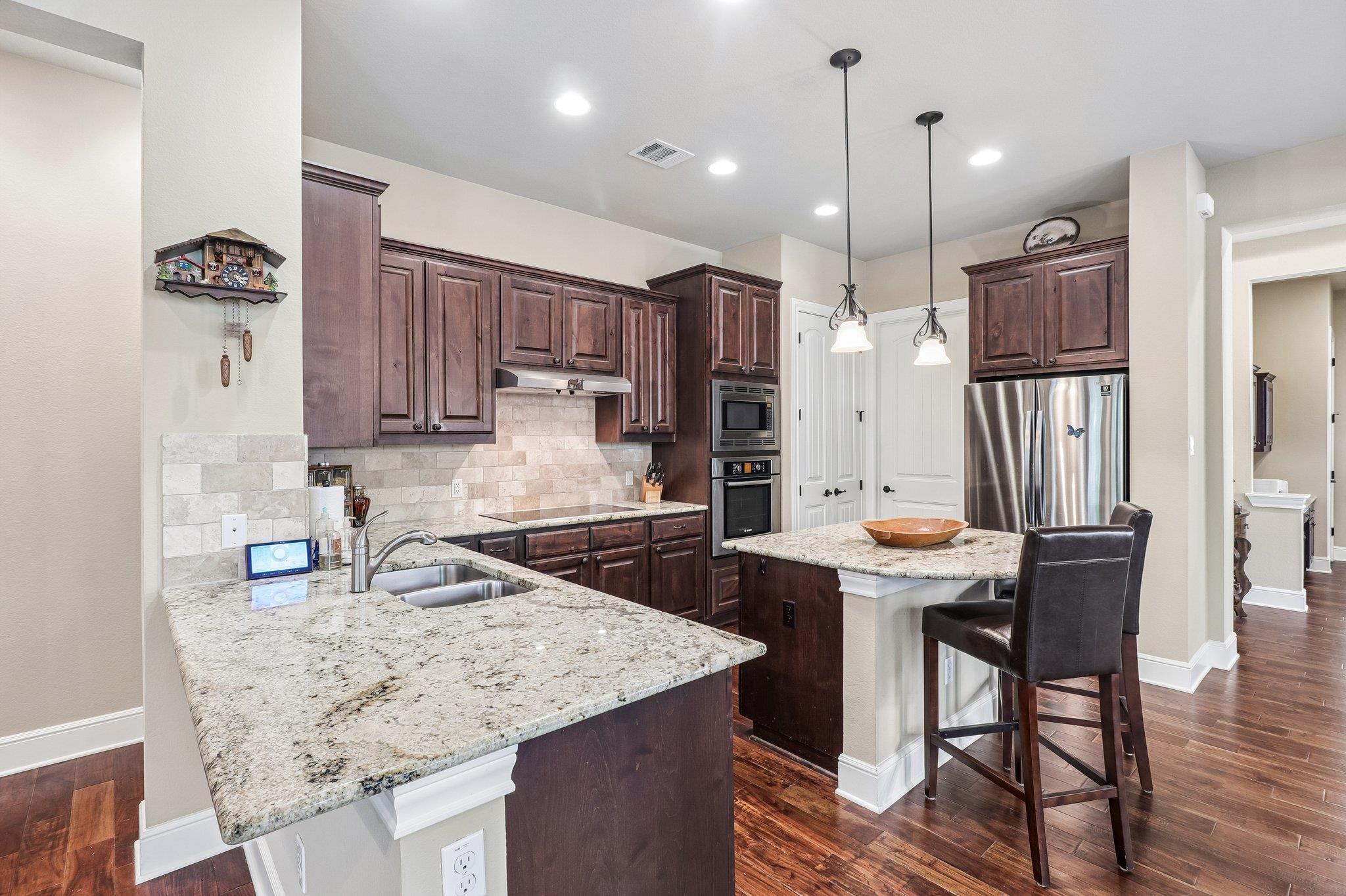 35 Prestonwood CIR