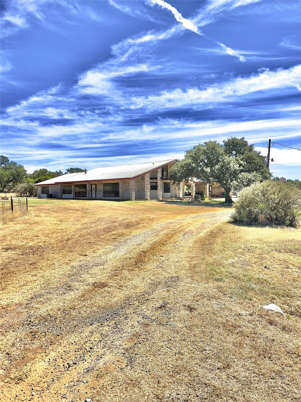 Photo of 313 Rawhide RD, Burnet, TX 78611 (MLS # 7550636)