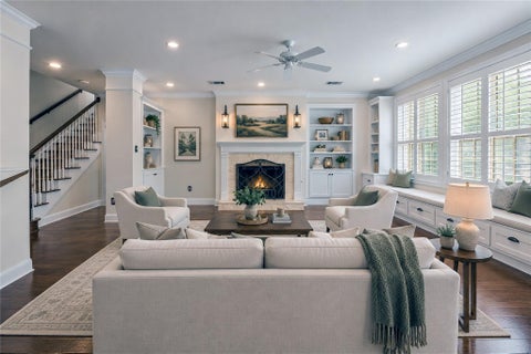 Photo of 2303 Tower DR, Austin, TX 78703 (MLS # 2999910)
