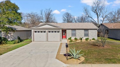 Photo of 3206 BARNSLEY DR, Austin, TX 78745 (MLS # 3808700)