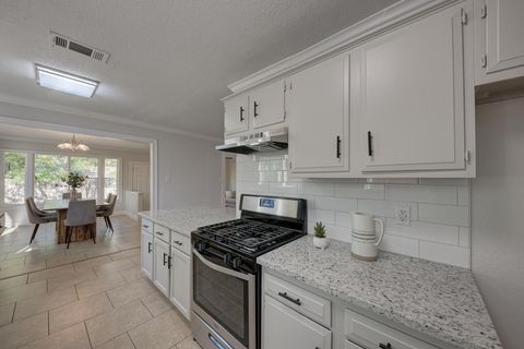 Tiny photo for 3206 BARNSLEY DR, Austin, TX 78745 (MLS # 3808700)