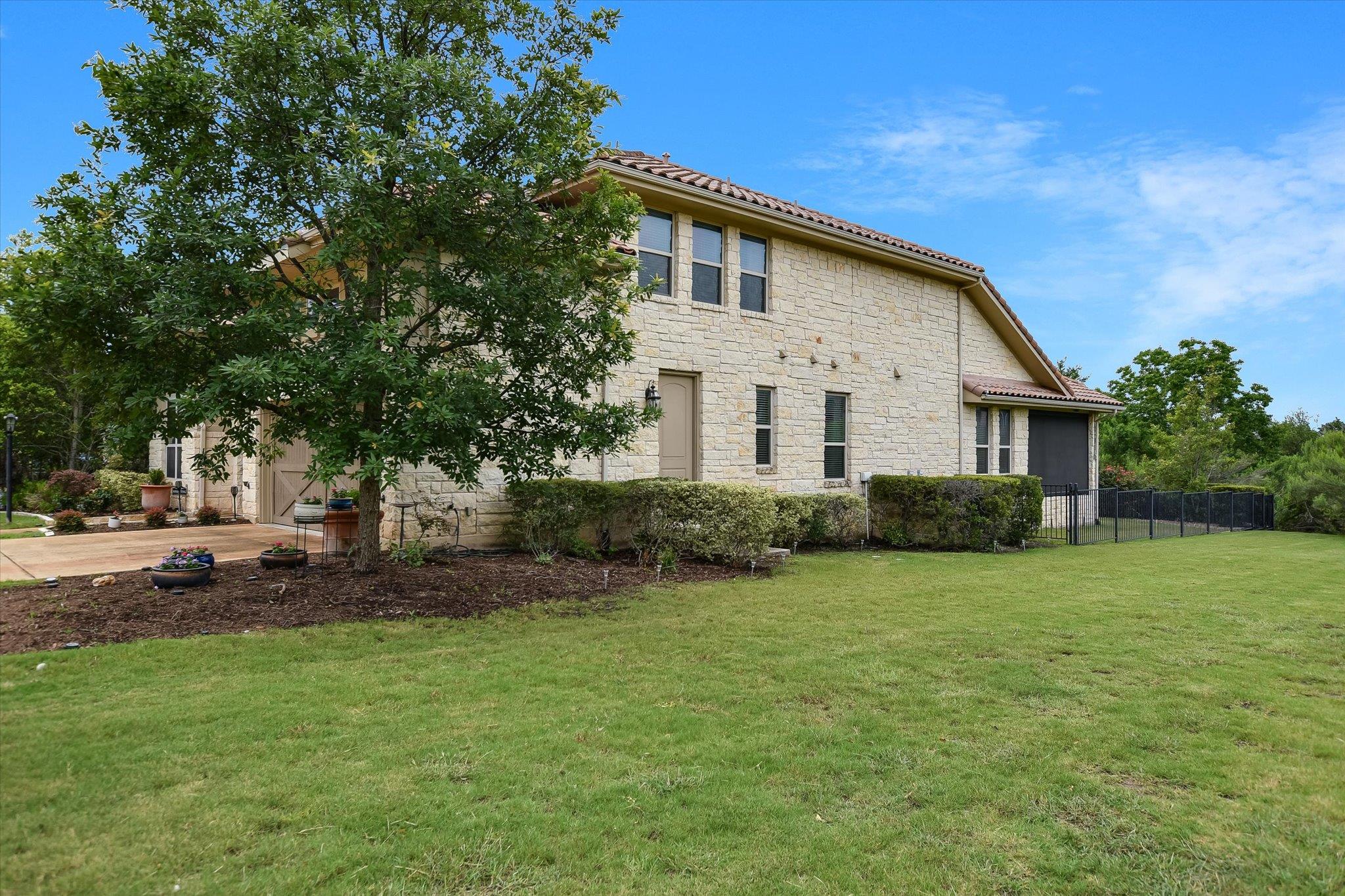 116 Blue Clearing WAY