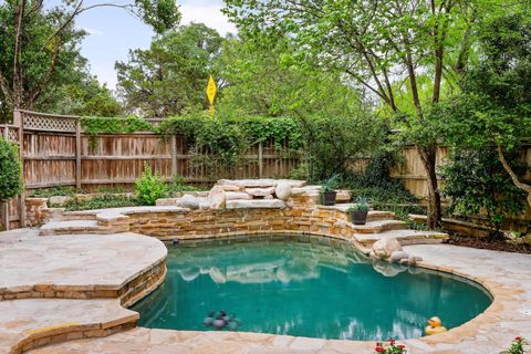 9402 Bluegrass DR Austin TX 78759