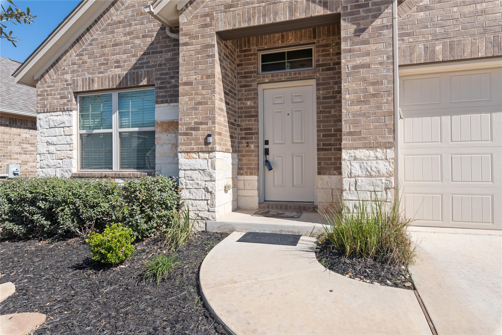 620 Stonewood LN