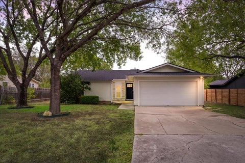 Photo of 7401 Chisos PASS, Austin, TX 78724 (MLS # 3197661)