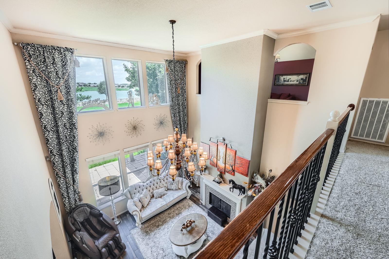 1116 Augusta Bend DR