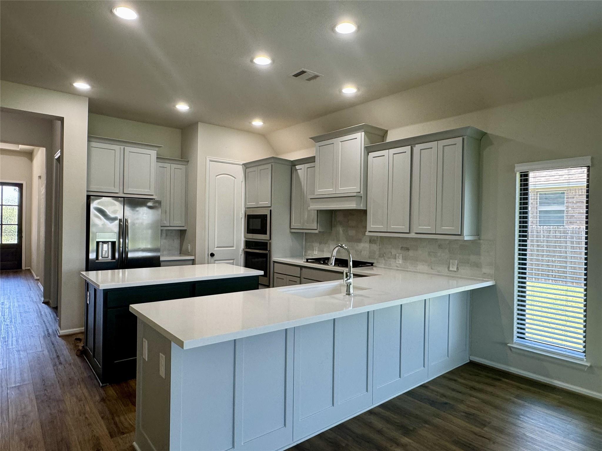 936 Blue Oak BLVD