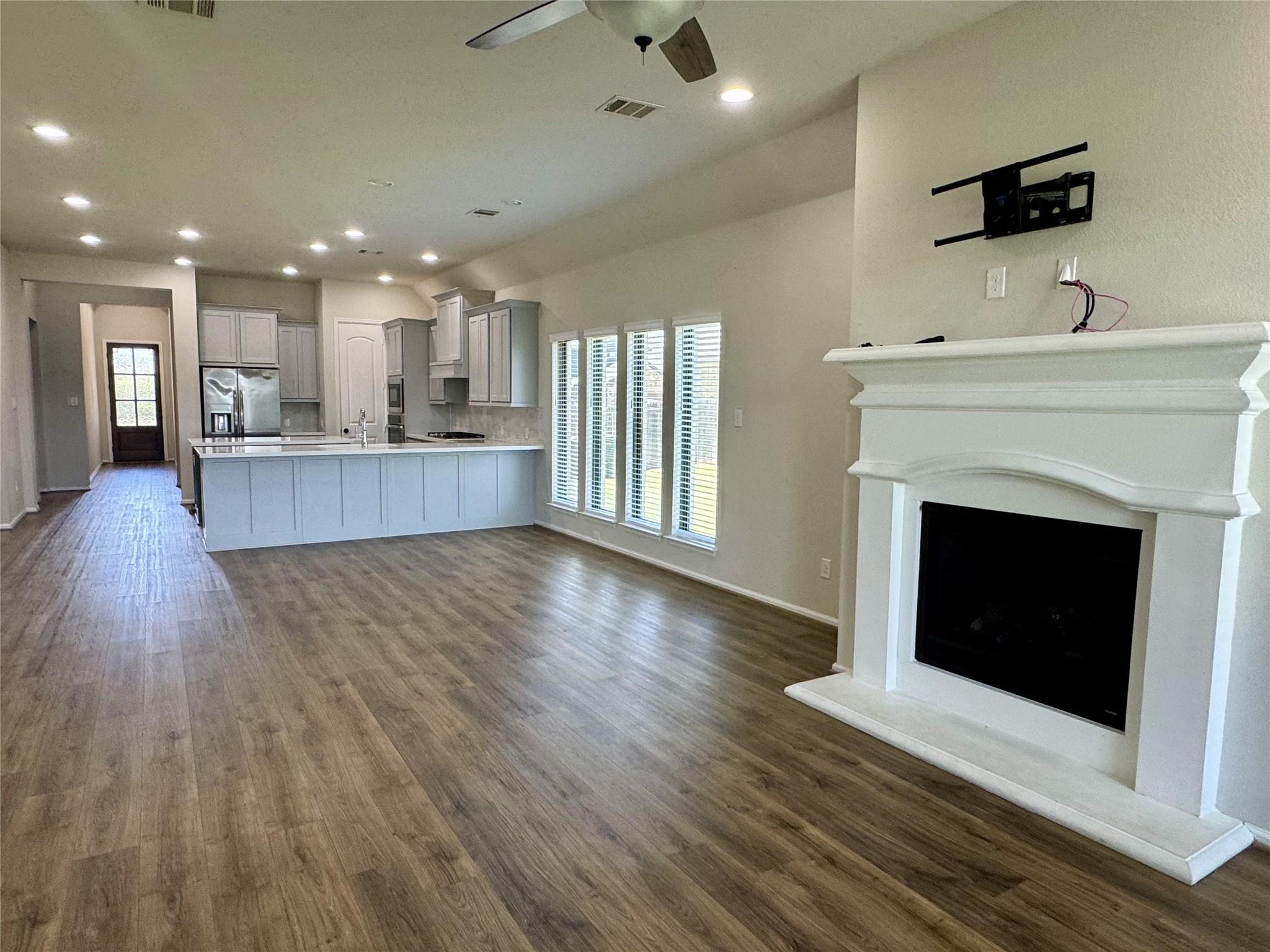 936 Blue Oak BLVD