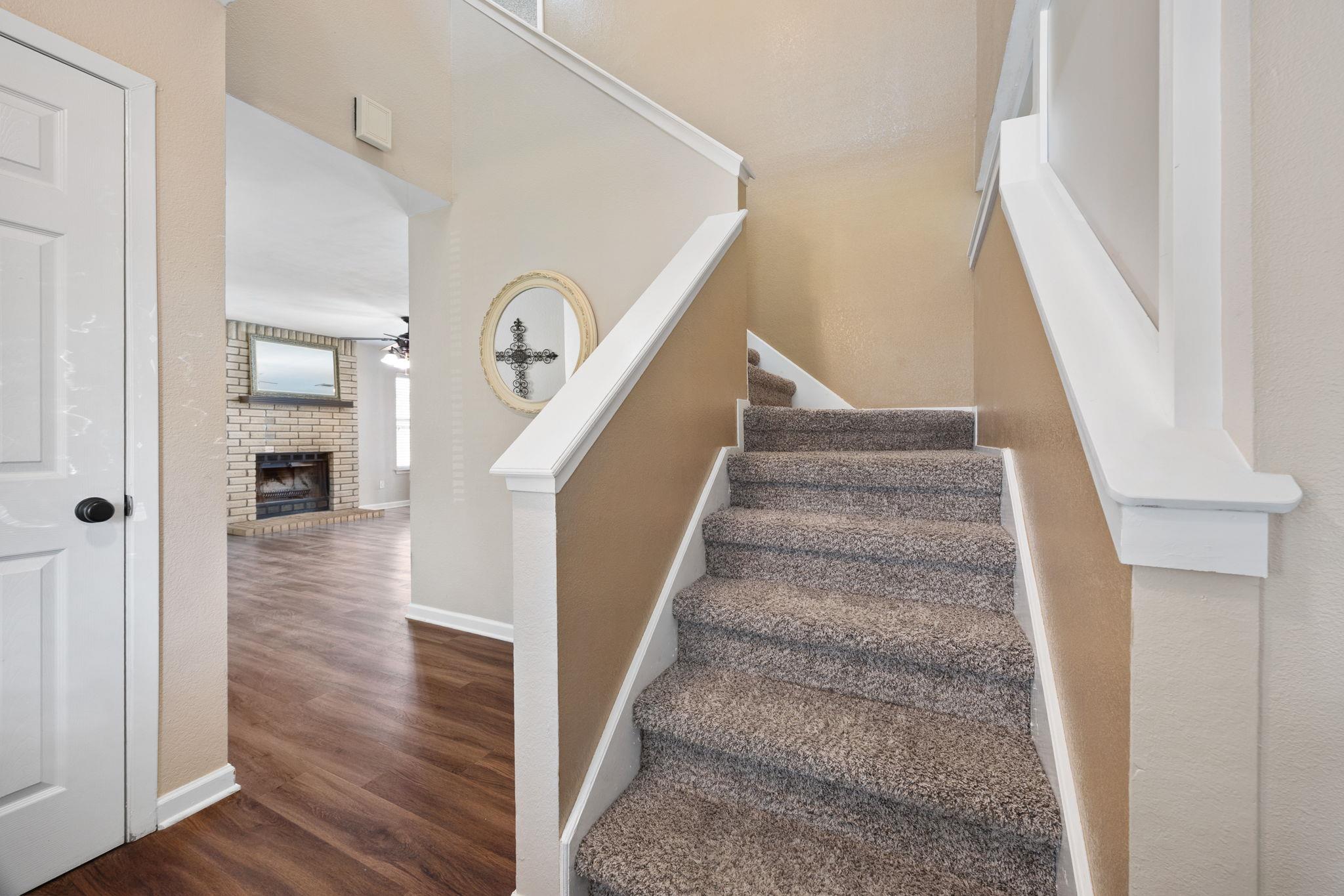 8422 Priest River DR