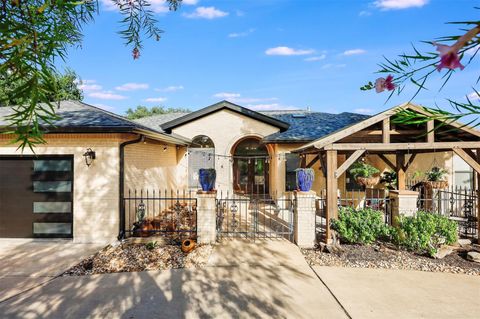 A home in Lago Vista