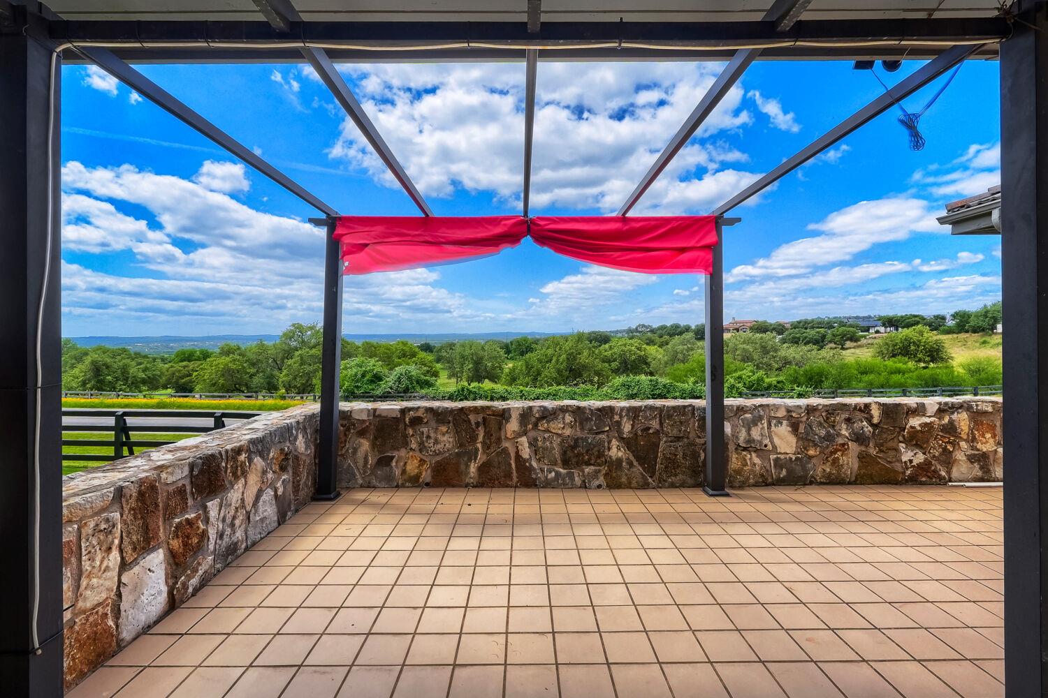 1607 Clubhouse Hill DR