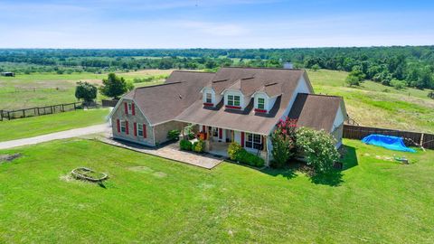 1950 Old Kelley RD Lockhart TX 78644