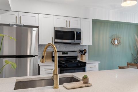 Tiny photo for 1307 Southport DR #B, Austin, TX 78704 (MLS # 7474532)