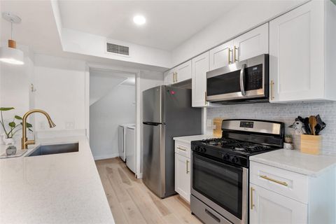 Tiny photo for 1307 Southport DR #B, Austin, TX 78704 (MLS # 7474532)