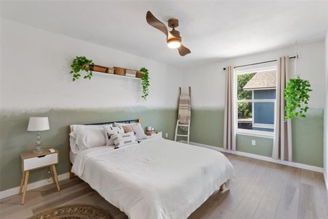 Tiny photo for 1307 Southport DR #B, Austin, TX 78704 (MLS # 7474532)