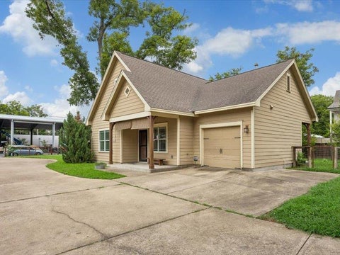 Photo of 3211 Holton ST #3211B, Austin, TX 78702 (MLS # 3347571)