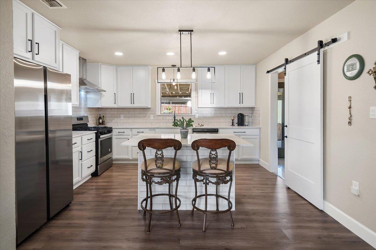 1236 Martin ST