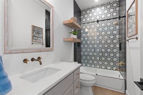 Tiny photo for 21408 Lakefront DR, Lago Vista, TX 78645 (MLS # 2467387)
