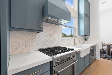 Tiny photo for 21408 Lakefront DR, Lago Vista, TX 78645 (MLS # 2467387)