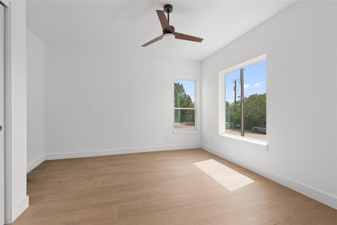 Tiny photo for 21408 Lakefront DR, Lago Vista, TX 78645 (MLS # 2467387)