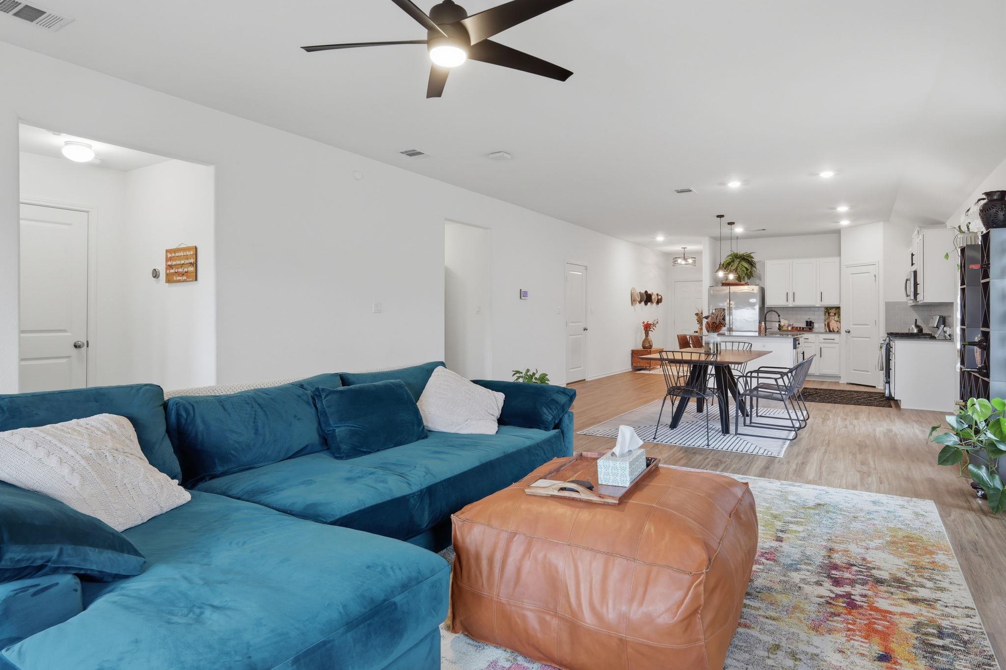 129 Esparza DR